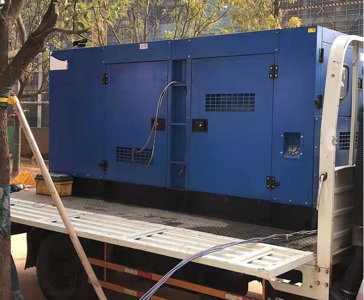 大余柴油发电机组空气滤清器多久更换一次？