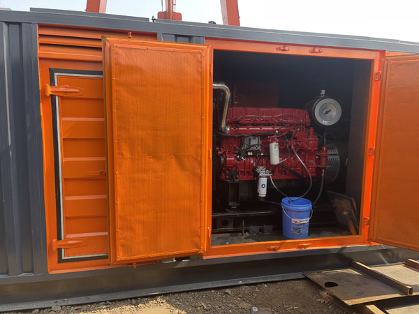 大余哪些因素会影响 200KW 柴油发电机的燃油消耗率？