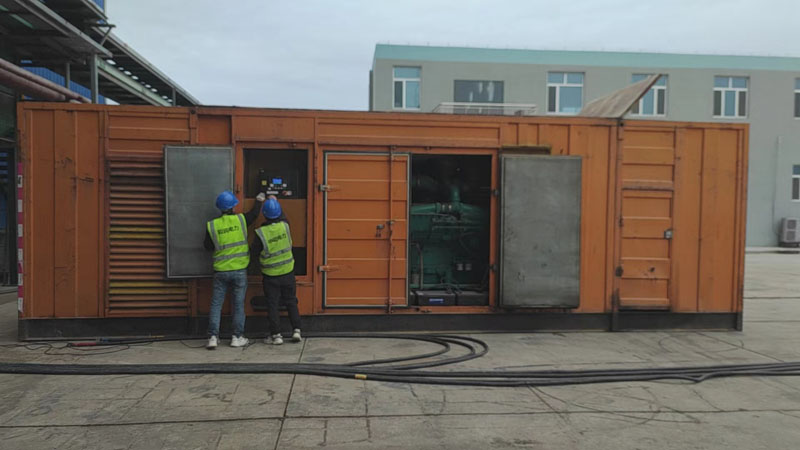 大余如何检查柴油发电机组的机油油位？